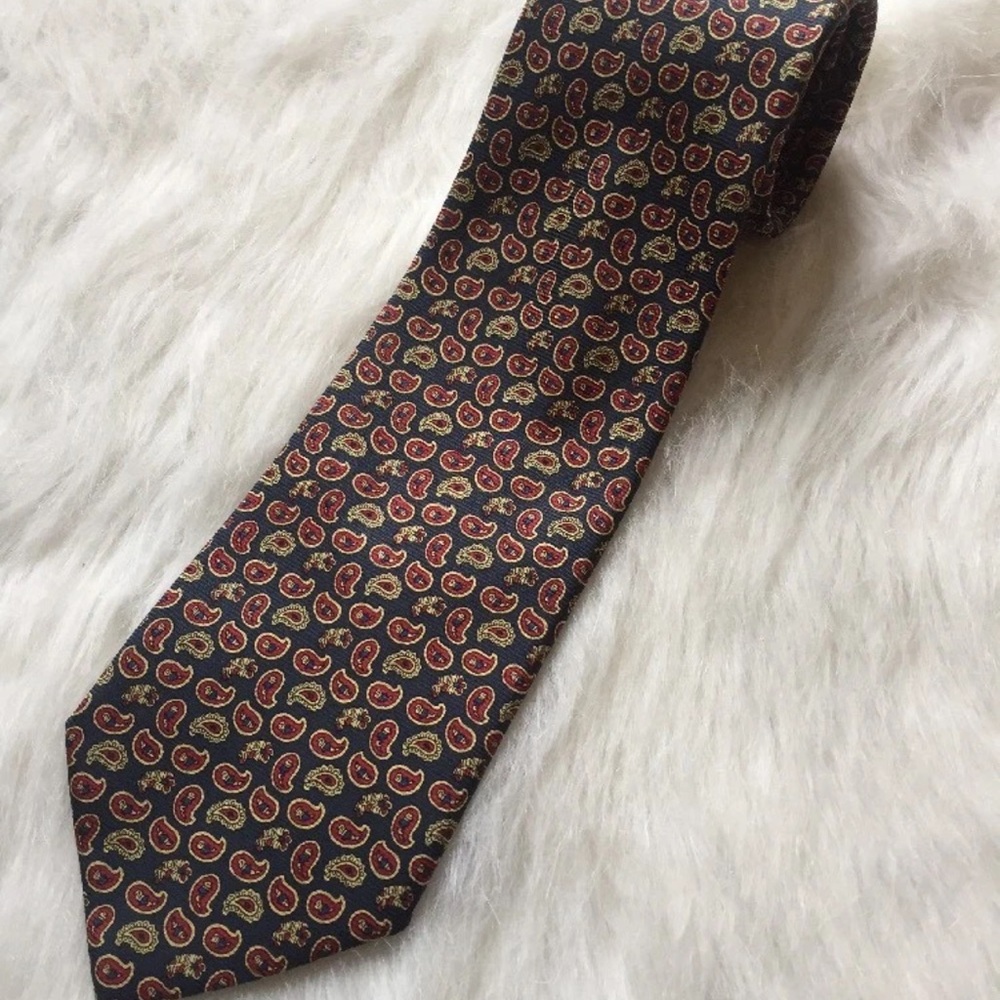 Brooks Brothers Men’s Neck Paisley Tie